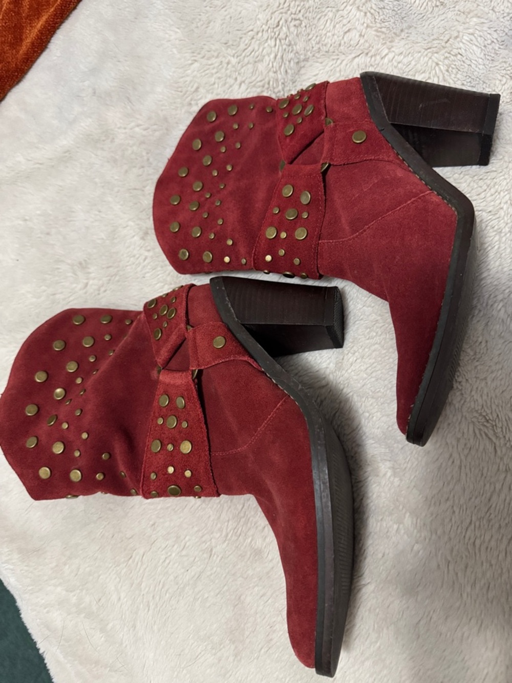 Bijou | Jessica Red Suede Studded Western Booties | 7 - Picture 5 of 9